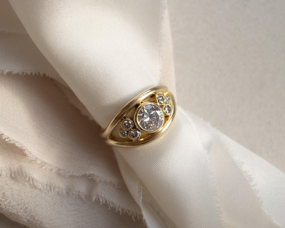 Vintage 18ct Gold Diamond Cluster Ring | 1.10ct Total Diamond Weight | UK K