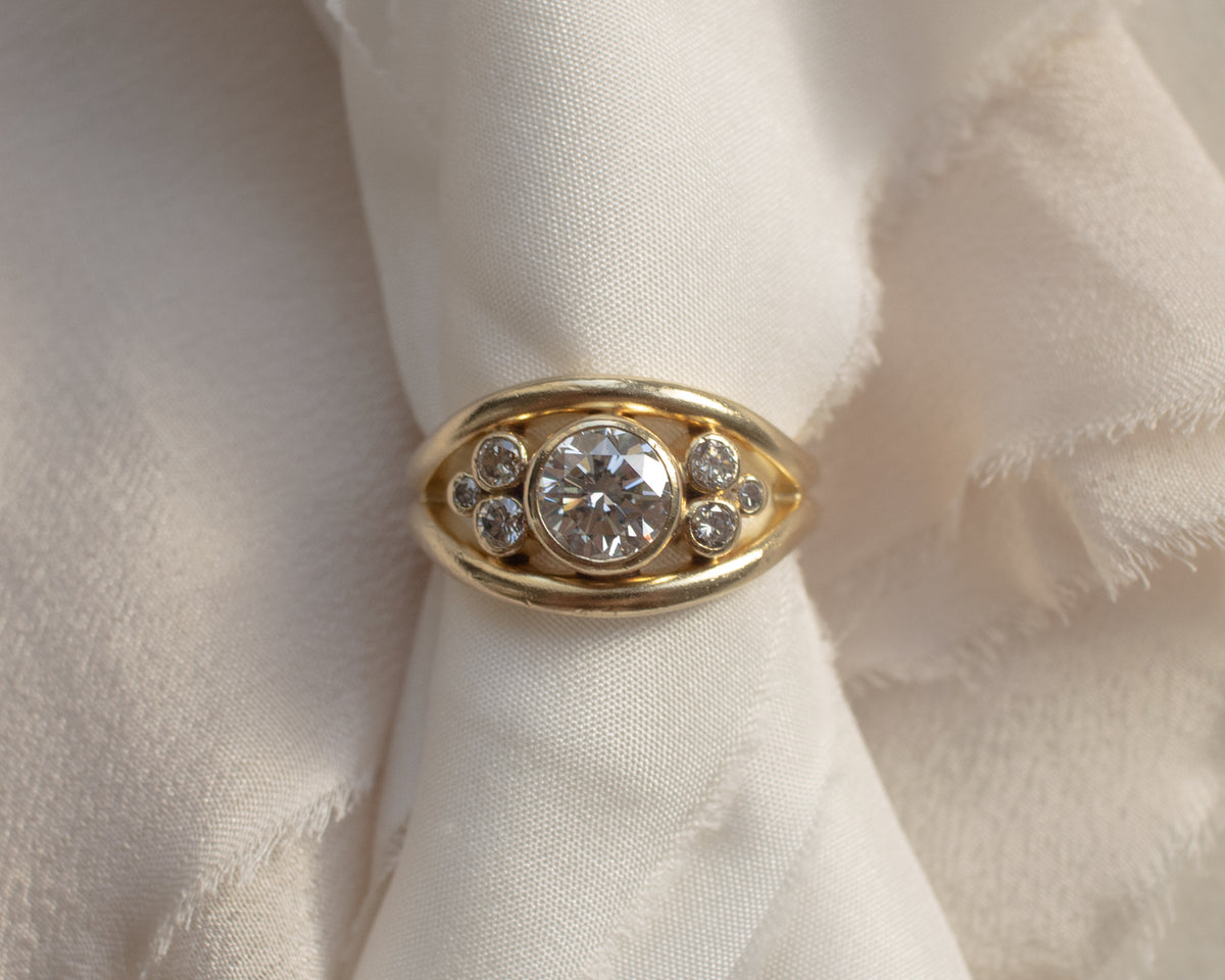Vintage 18ct Gold Diamond Cluster Ring | 1.10ct Total Diamond Weight | UK K