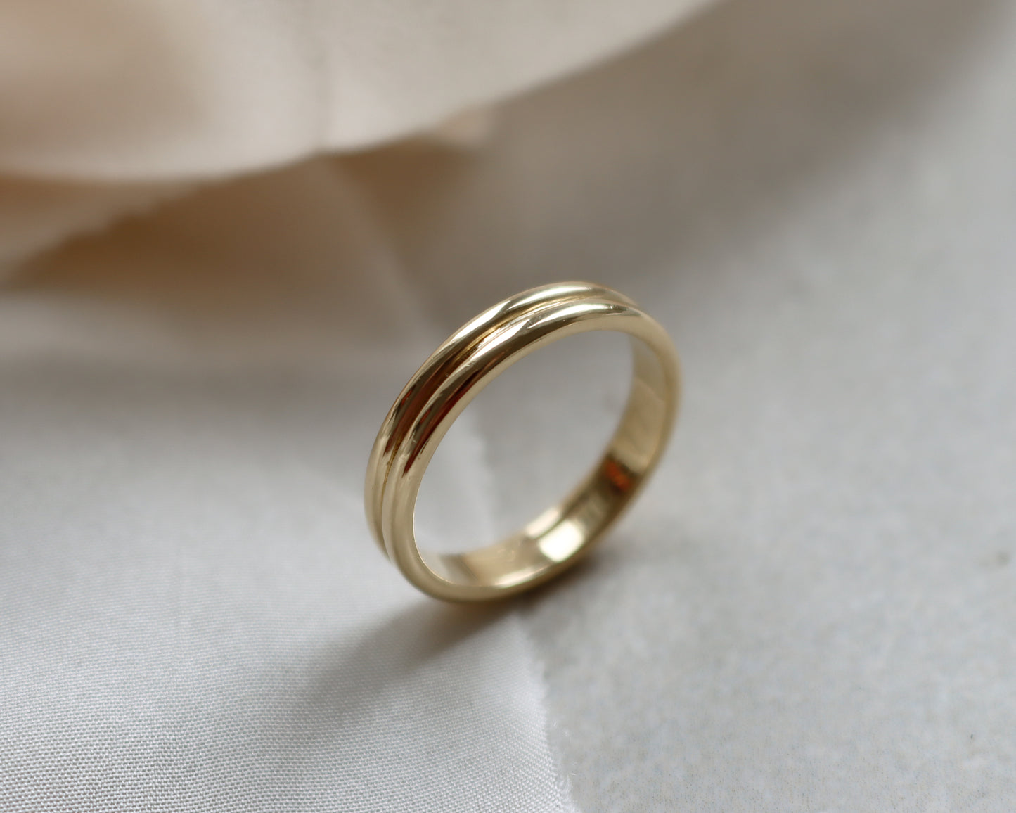 Vintage 18ct Yellow Gold Double Illusion Band Ring UK P