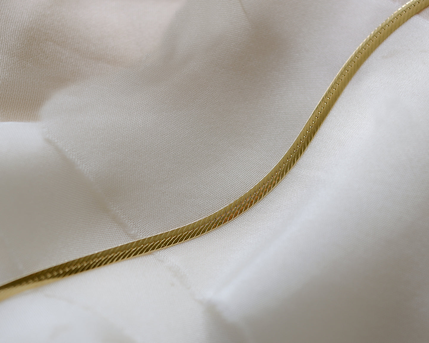 18ct gold flat link necklace chain