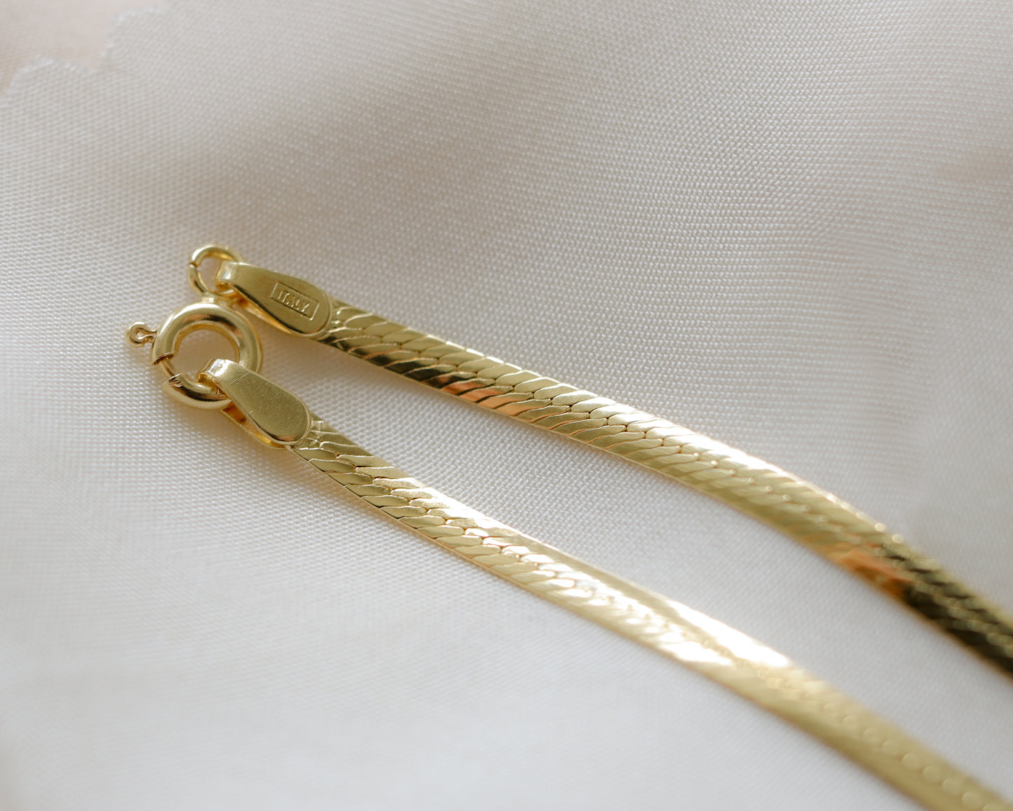 18ct gold flat link necklace chain