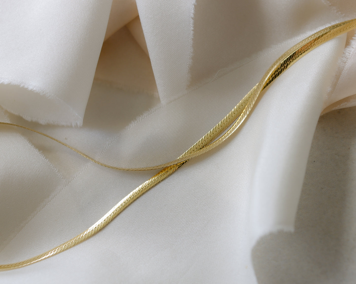 18ct gold flat link necklace chain