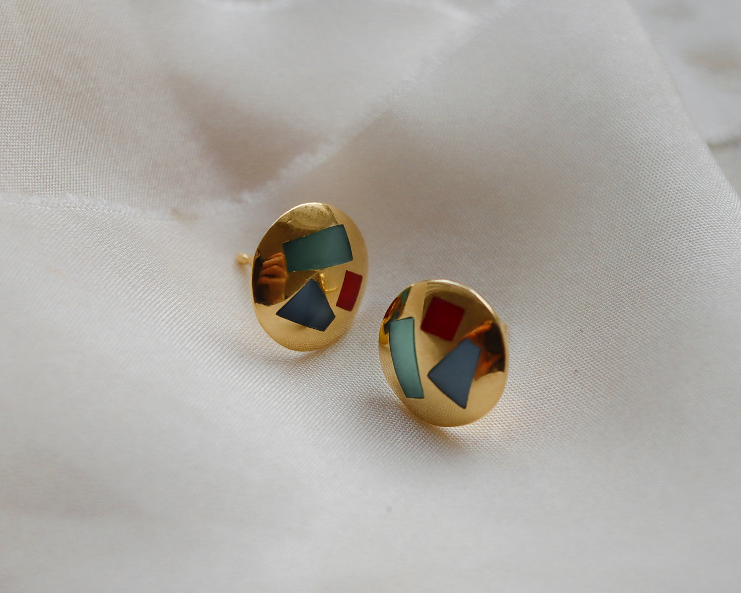 18ct Gold Gemstone Inlayed Geometric Disc Earrings