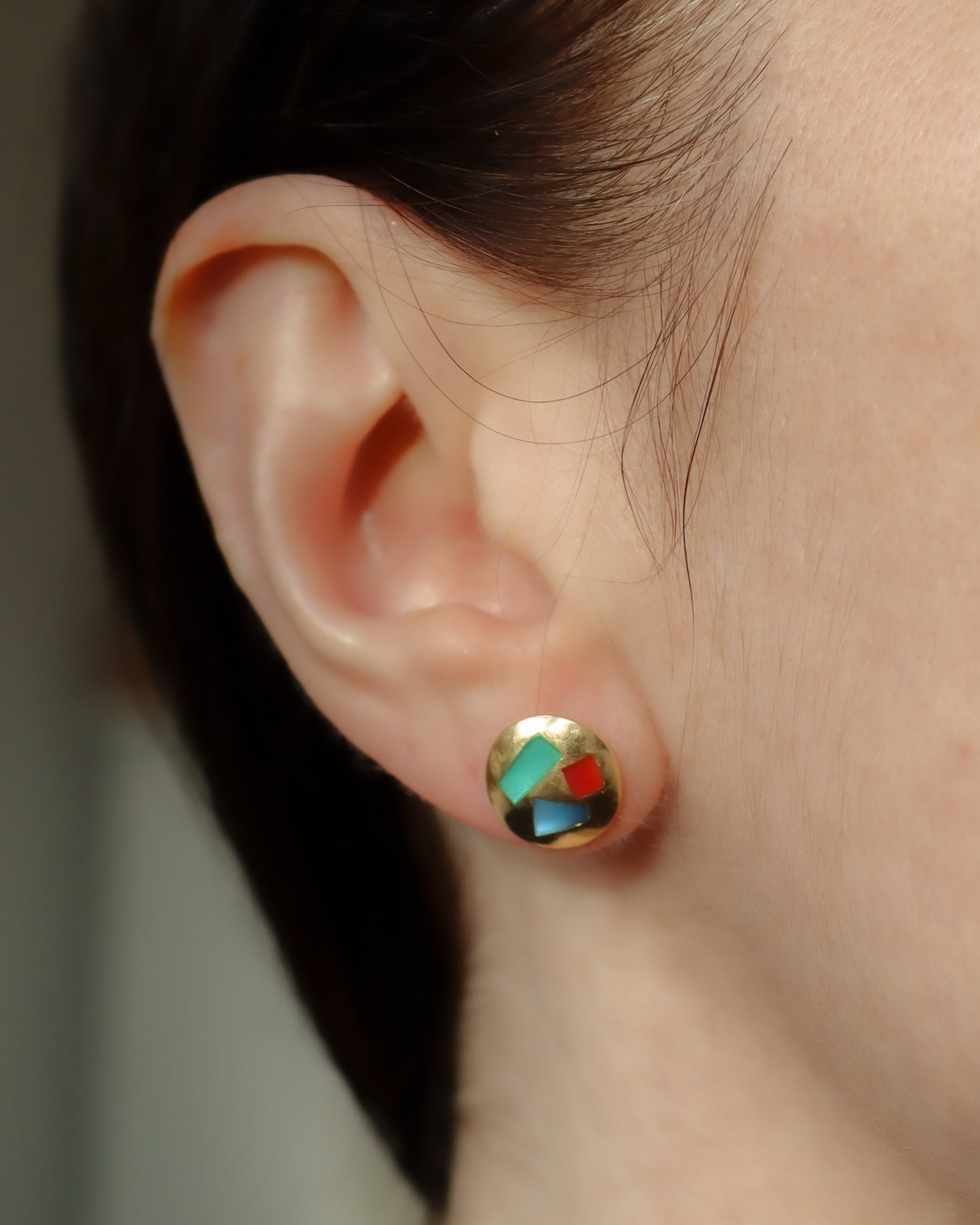 18ct Gold Gemstone Inlayed Geometric Disc Earrings