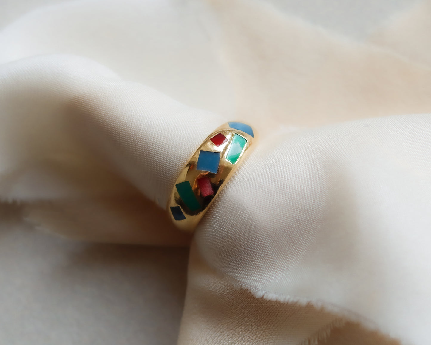 Vintage 18ct Gold Gypsy-Style Gemset Ring UK Q.5