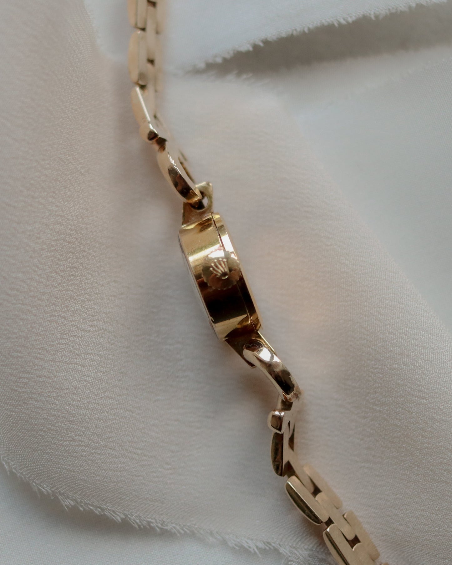 18ct Vintage Rolex Orchid Ladies Watch – Circa 1960