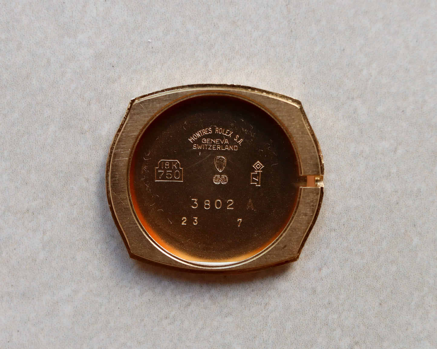 Ladies Rolex Cellini Wristwatch in 18ct gold - 1975