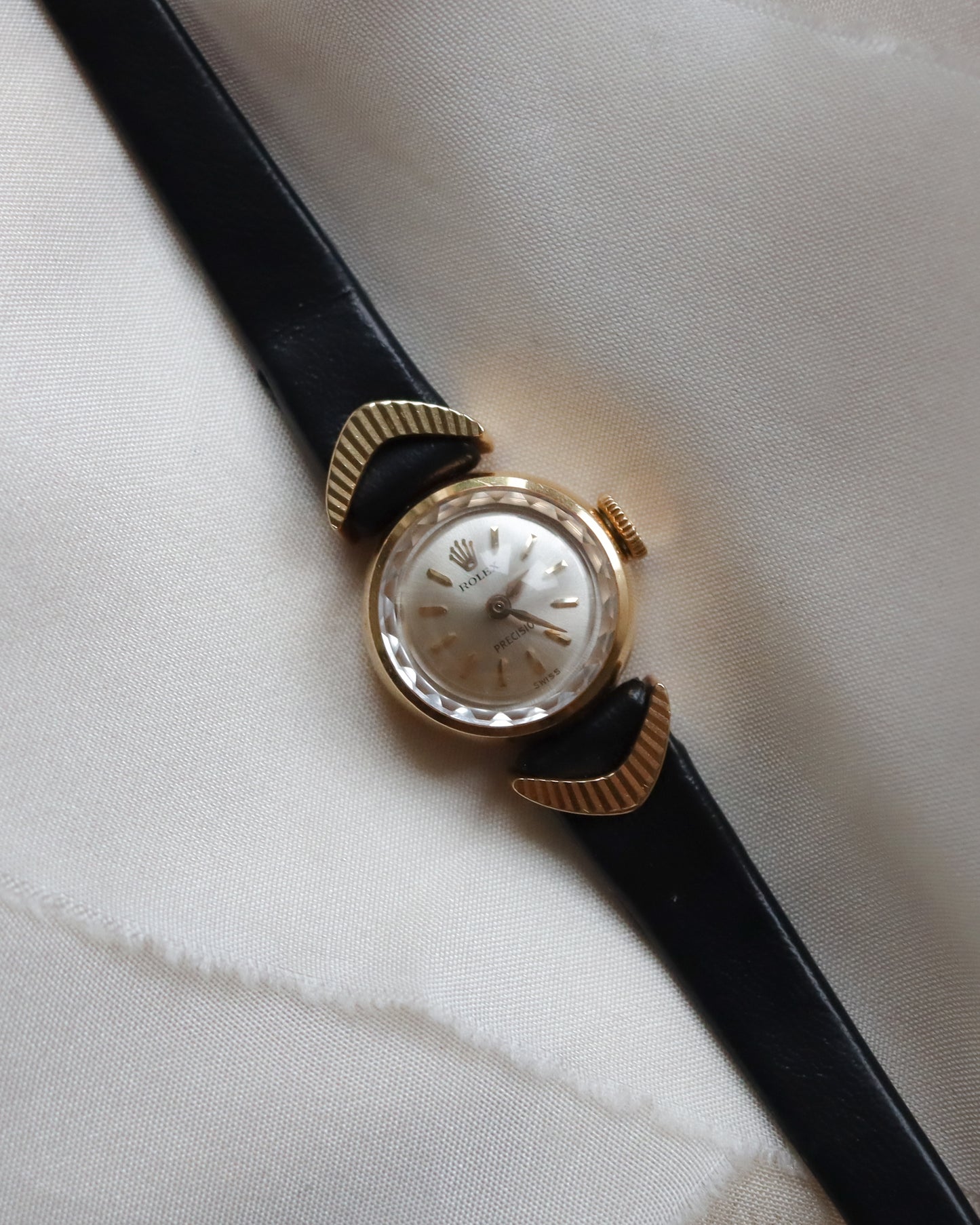 18ct gold Rolex deco style ladies watch - 1964