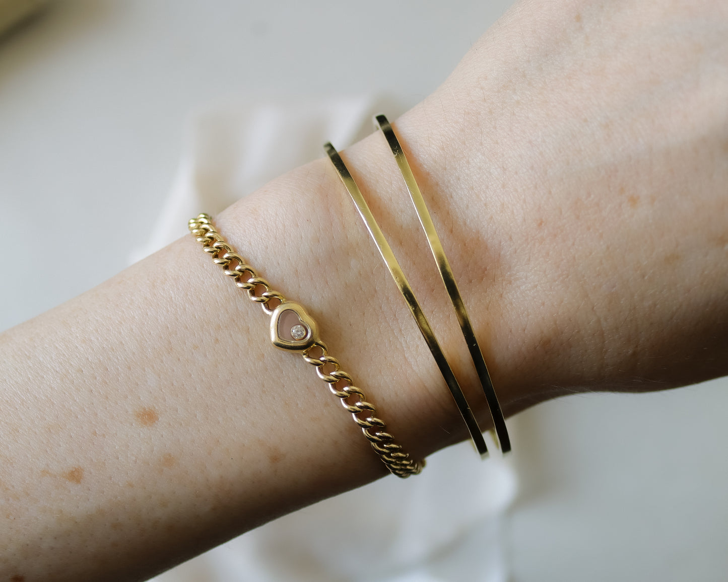 Vintage Solid 18ct Yellow Gold Bangle - Single Bangle