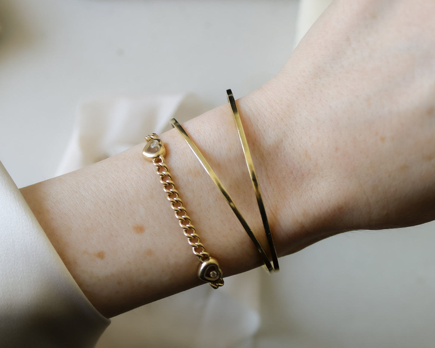Vintage Solid 18ct Yellow Gold Bangle - Single Bangle