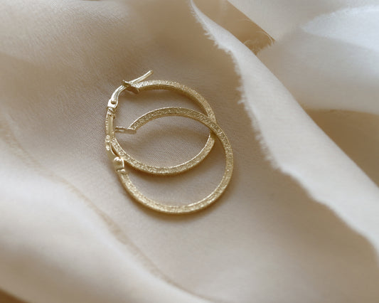 18ct Gold textured hoop earrings