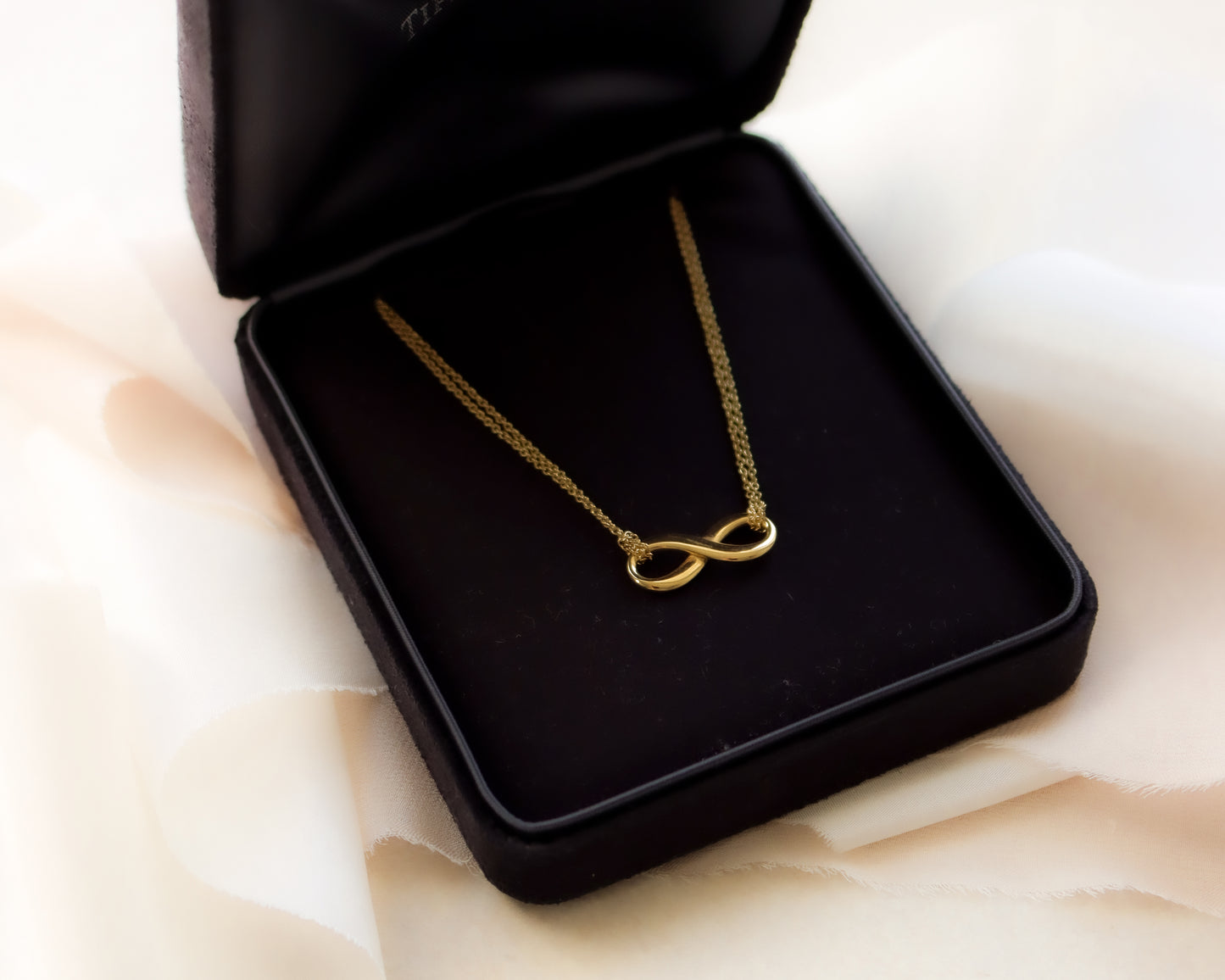18ct gold Tiffany & Co. Infinity double chain necklace