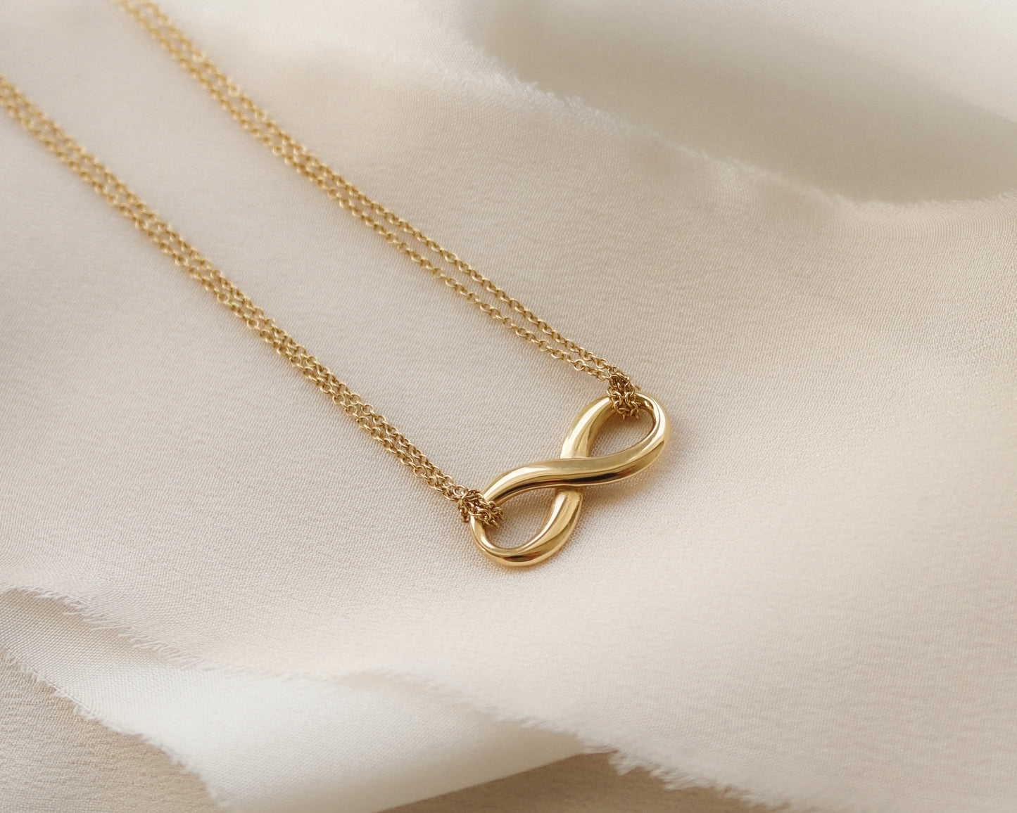 18ct gold Tiffany & Co. Infinity double chain necklace