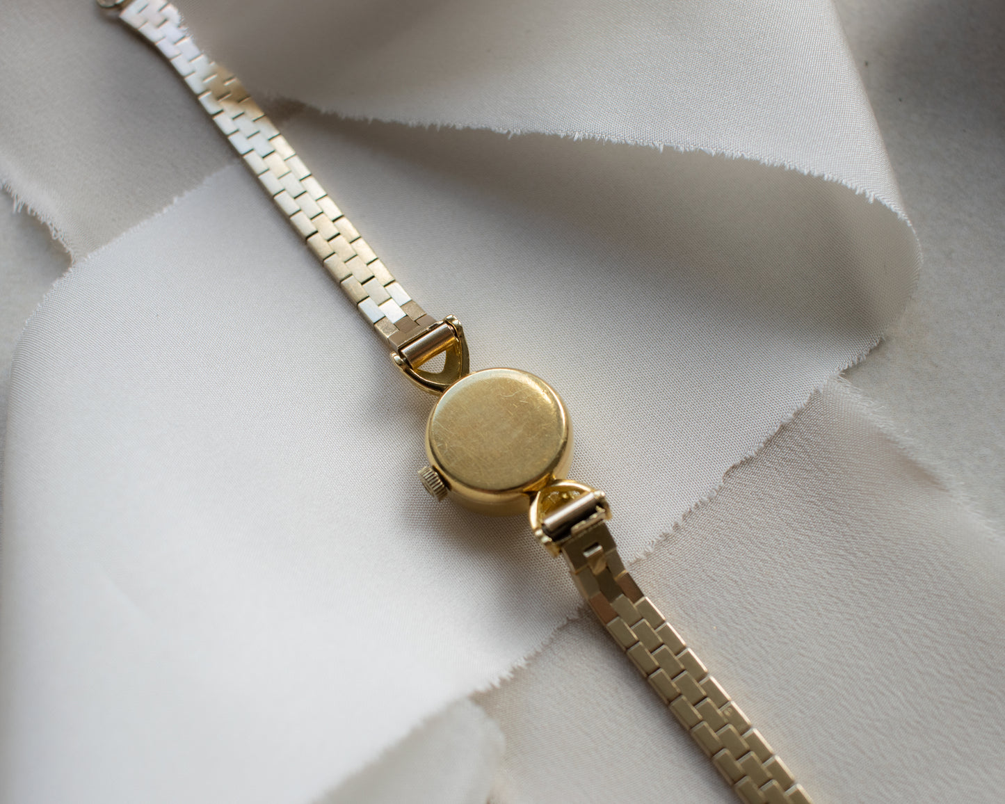 Vintage Omega Ladies 18ct Gold Watch – Circa 1960