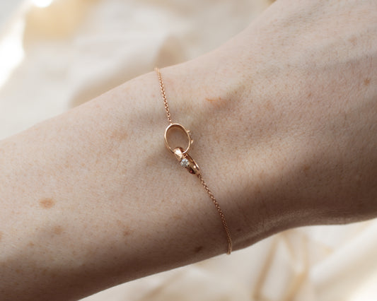 Diamond Interlinked Oval Pendant Bracelet in 18ct Rose Gold