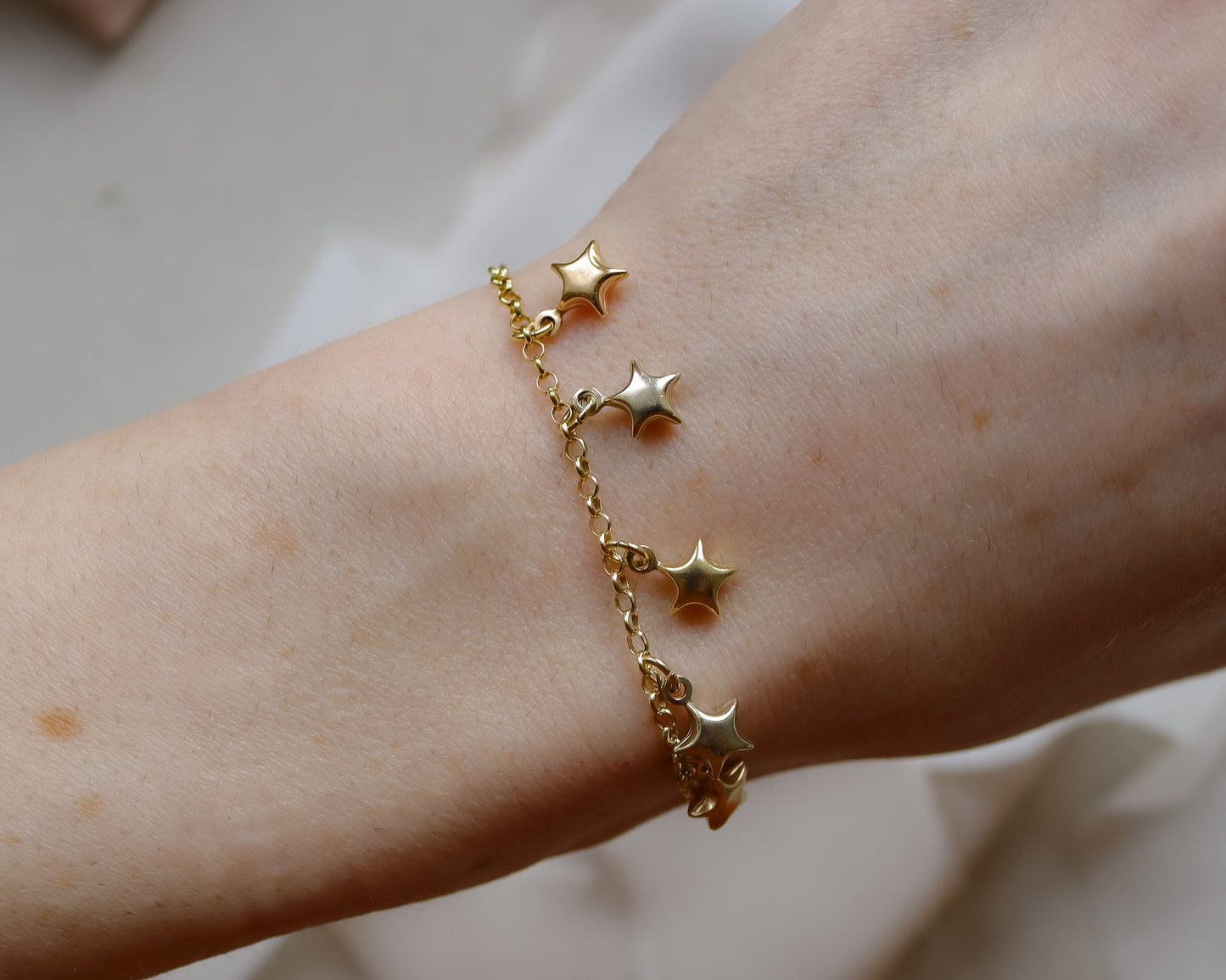 18ct Gold Multi-Tone Star Charm Bracelet