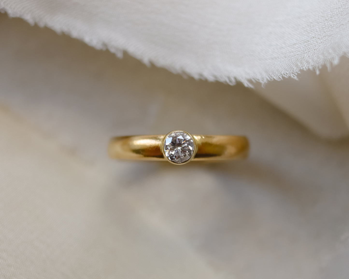 Vintage 22ct Gold Old Cut Diamond Ring - UK L 1/2