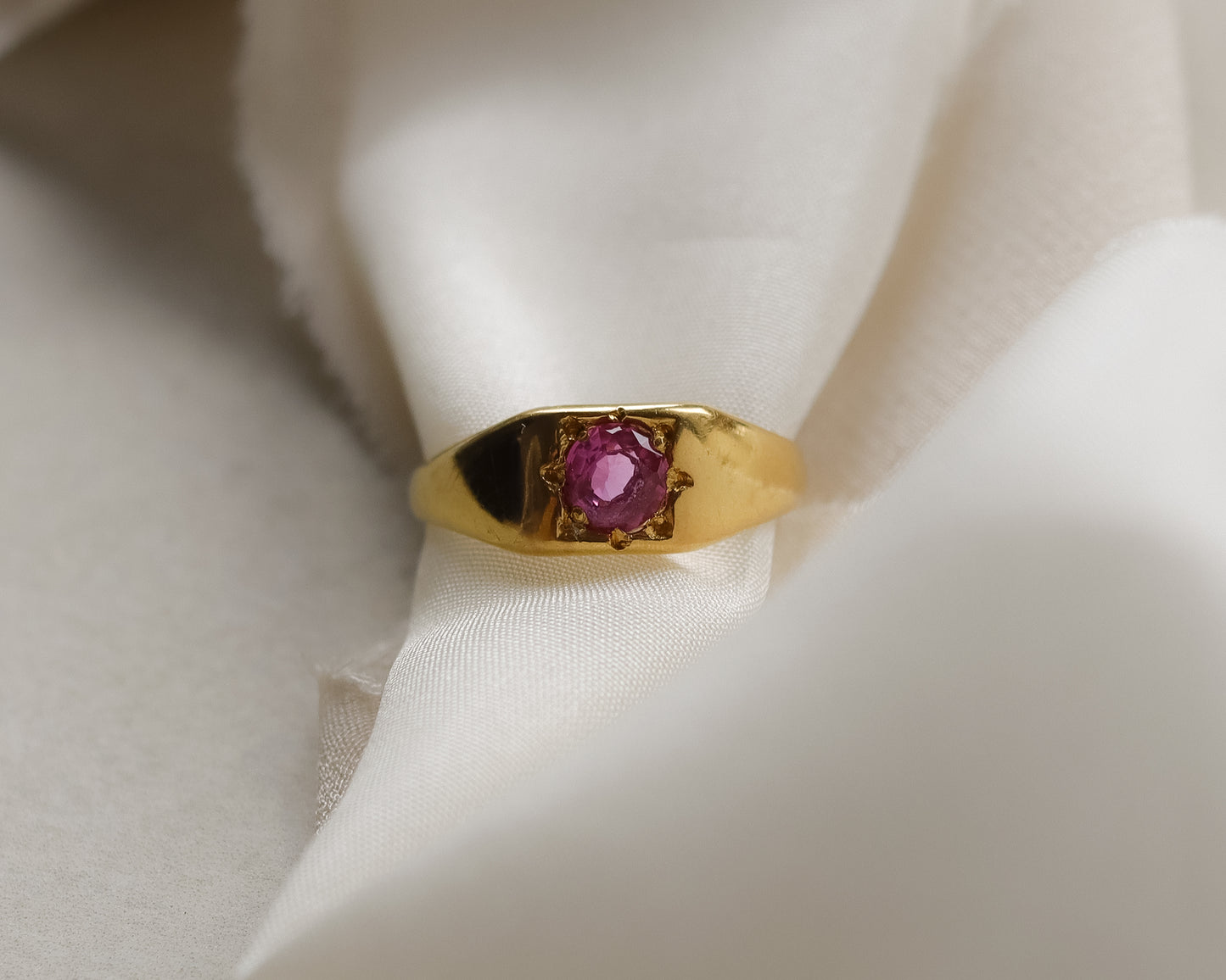 Vintage 22ct Gold Pink Sapphire Signet Ring 1934 - UK J