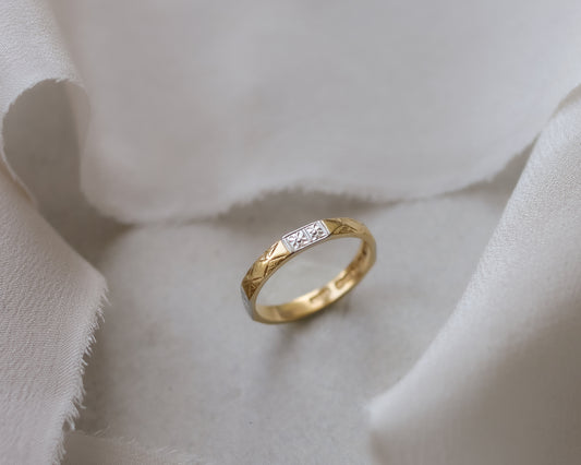 Vintage 1955 22ct Gold & Platinum Octagonal Band Ring
