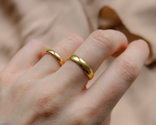 Vintage 22ct Gold Band, 1983 - UK P 1/2