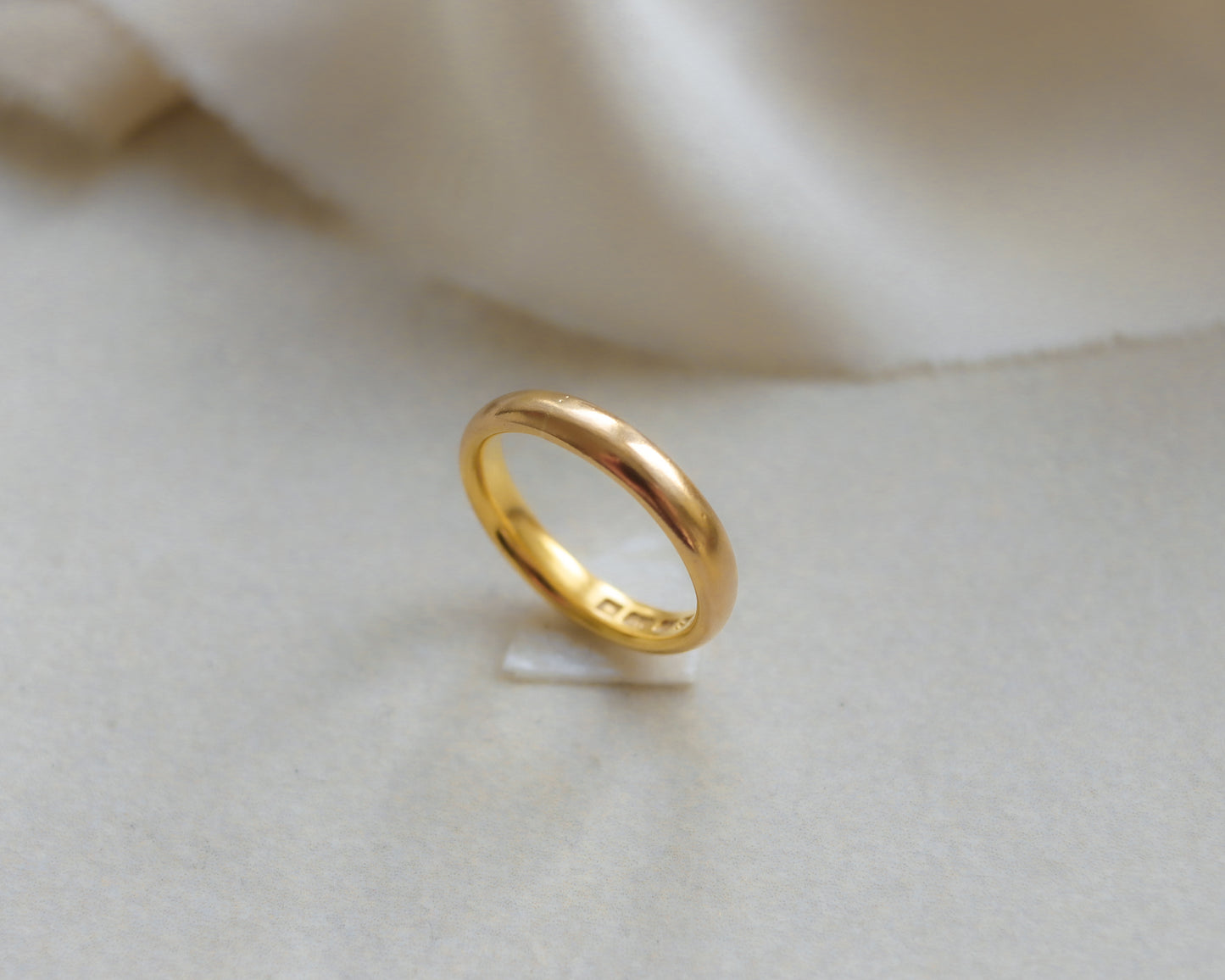 Antique 22ct Gold Band Ring – London, 1923 (UK M)