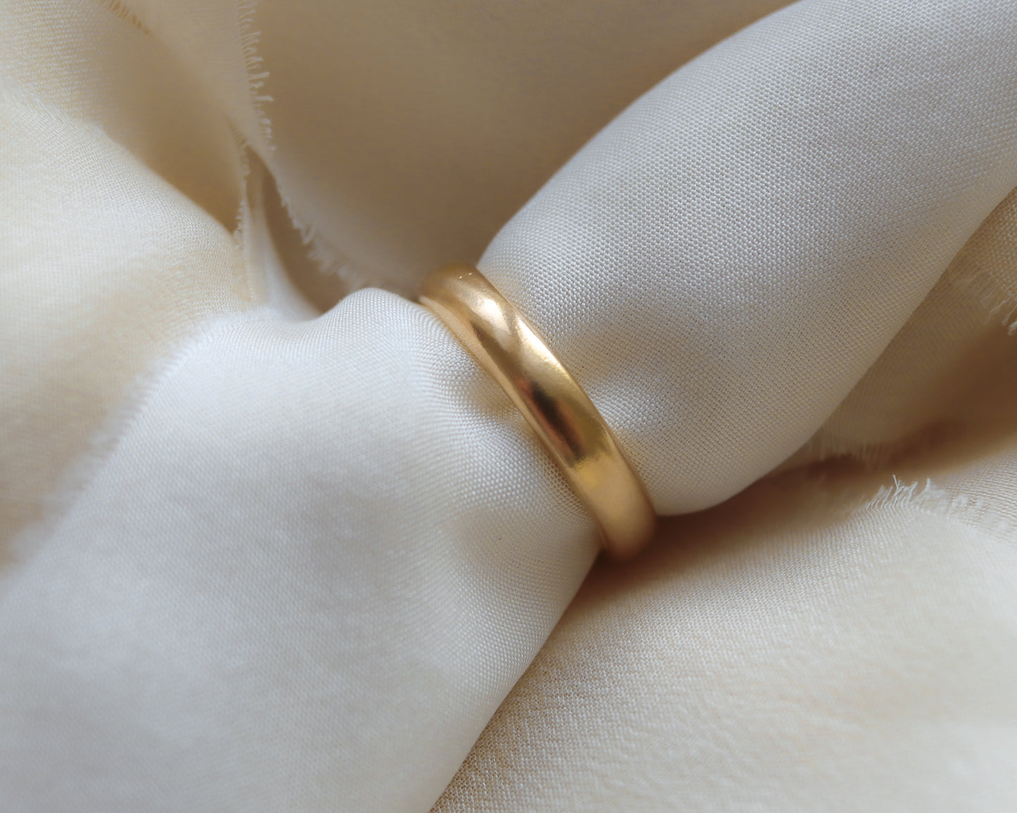 Antique 22ct Gold Band Ring – London, 1923 (UK M)