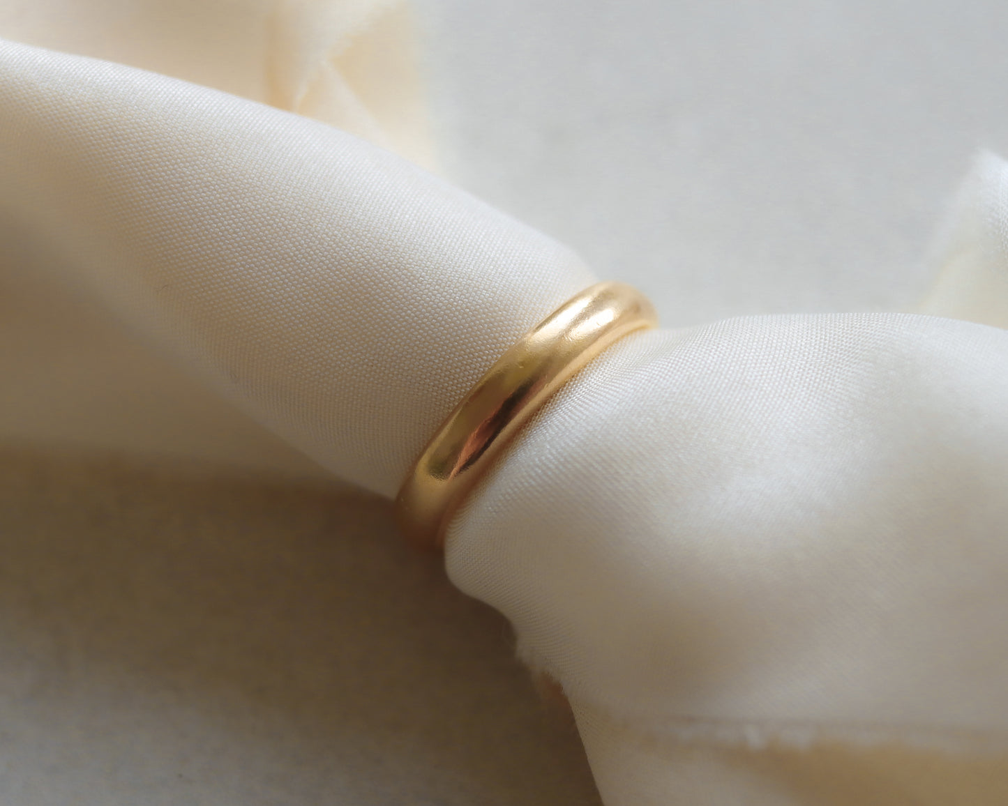 Antique 22ct Gold Band Ring – London, 1923 (UK M)