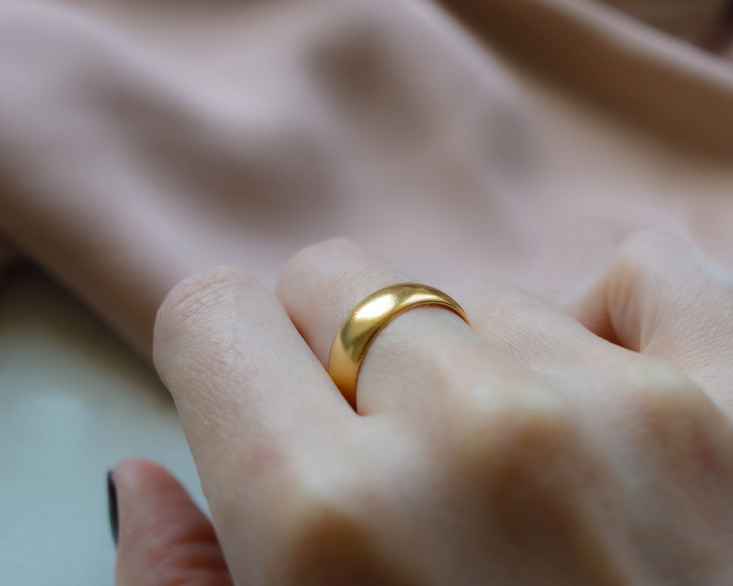 Rare antique Chester 22ct Gold Heavy Wedding Band UK O 1/2 - 1955