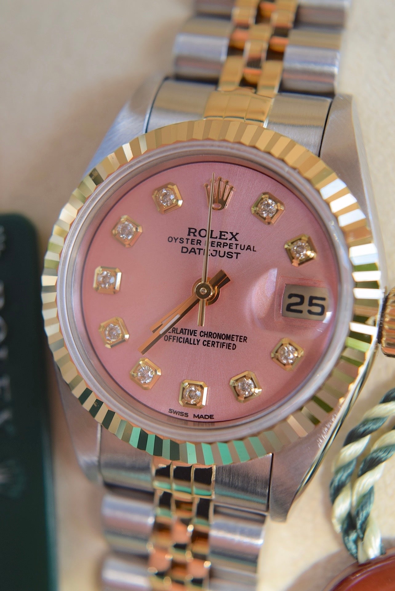 Rolex Datejust 26mm 18ct Yellow Gold & Steel – Pink Sunburst Dial