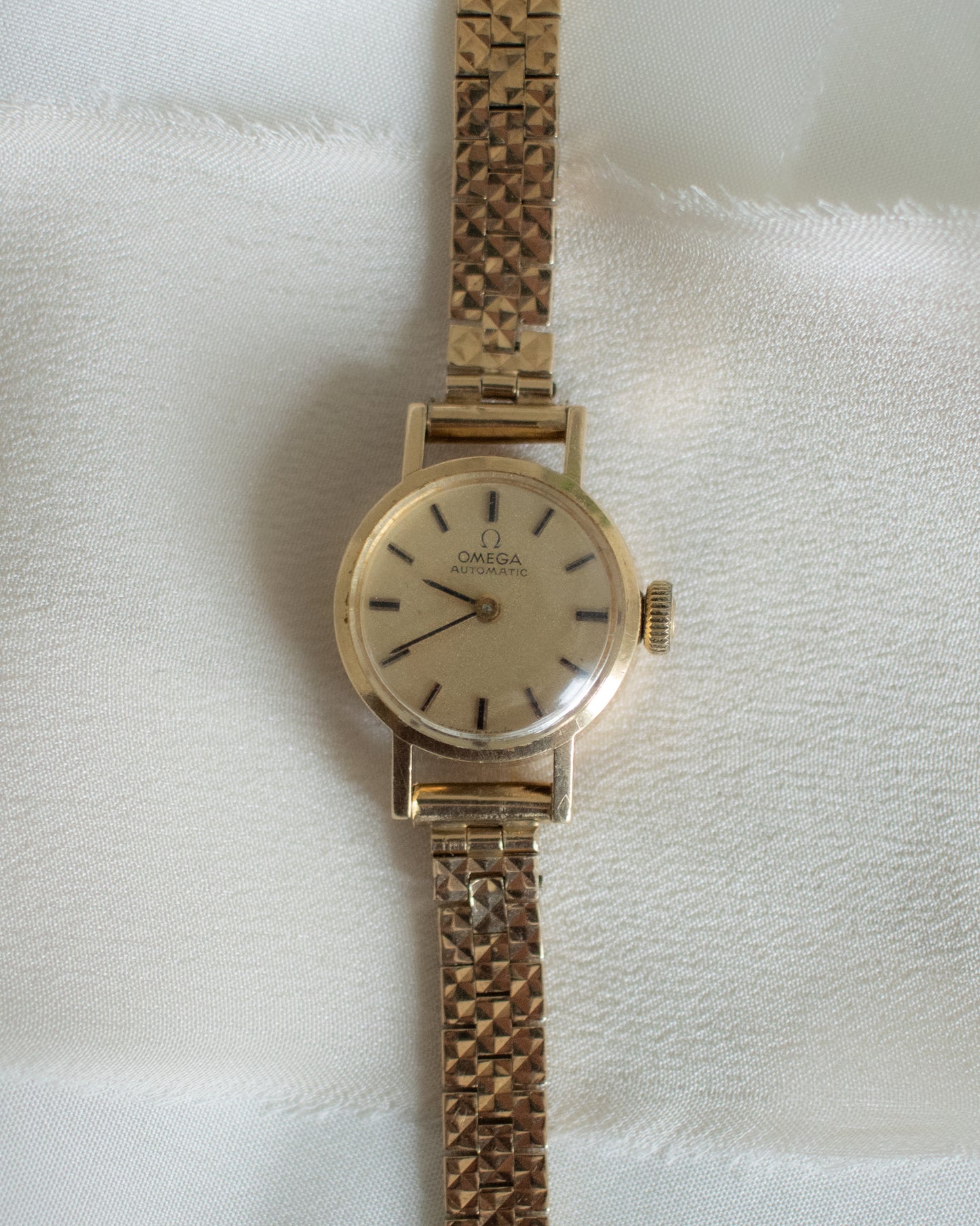 Vintage Omega Automatic Ladies’ Watch in 9ct Gold | London 1972