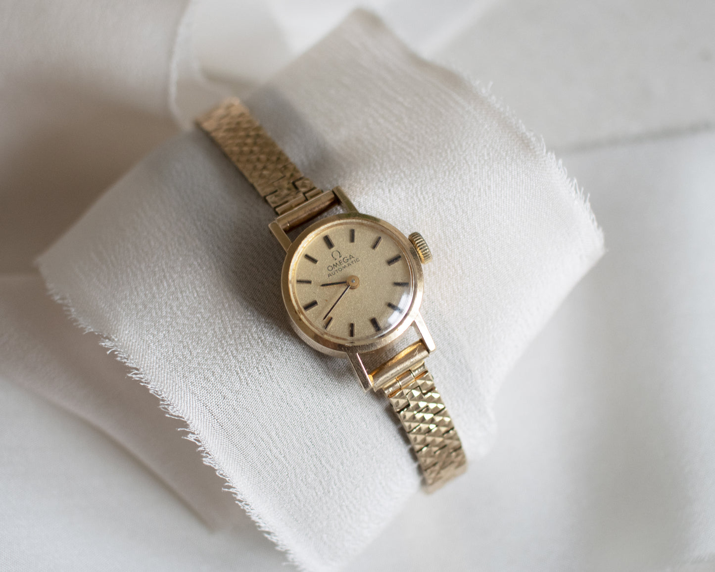 Vintage Omega Automatic Ladies’ Watch in 9ct Gold | London 1972