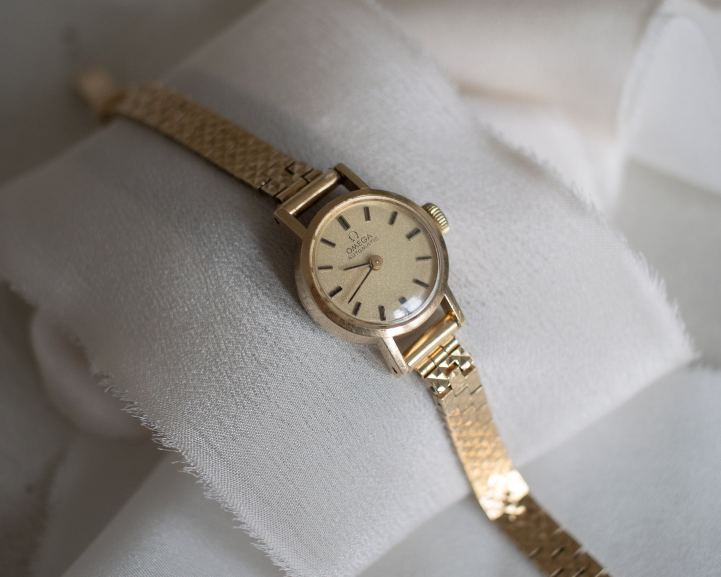 Vintage Omega Automatic Ladies’ Watch in 9ct Gold | London 1972