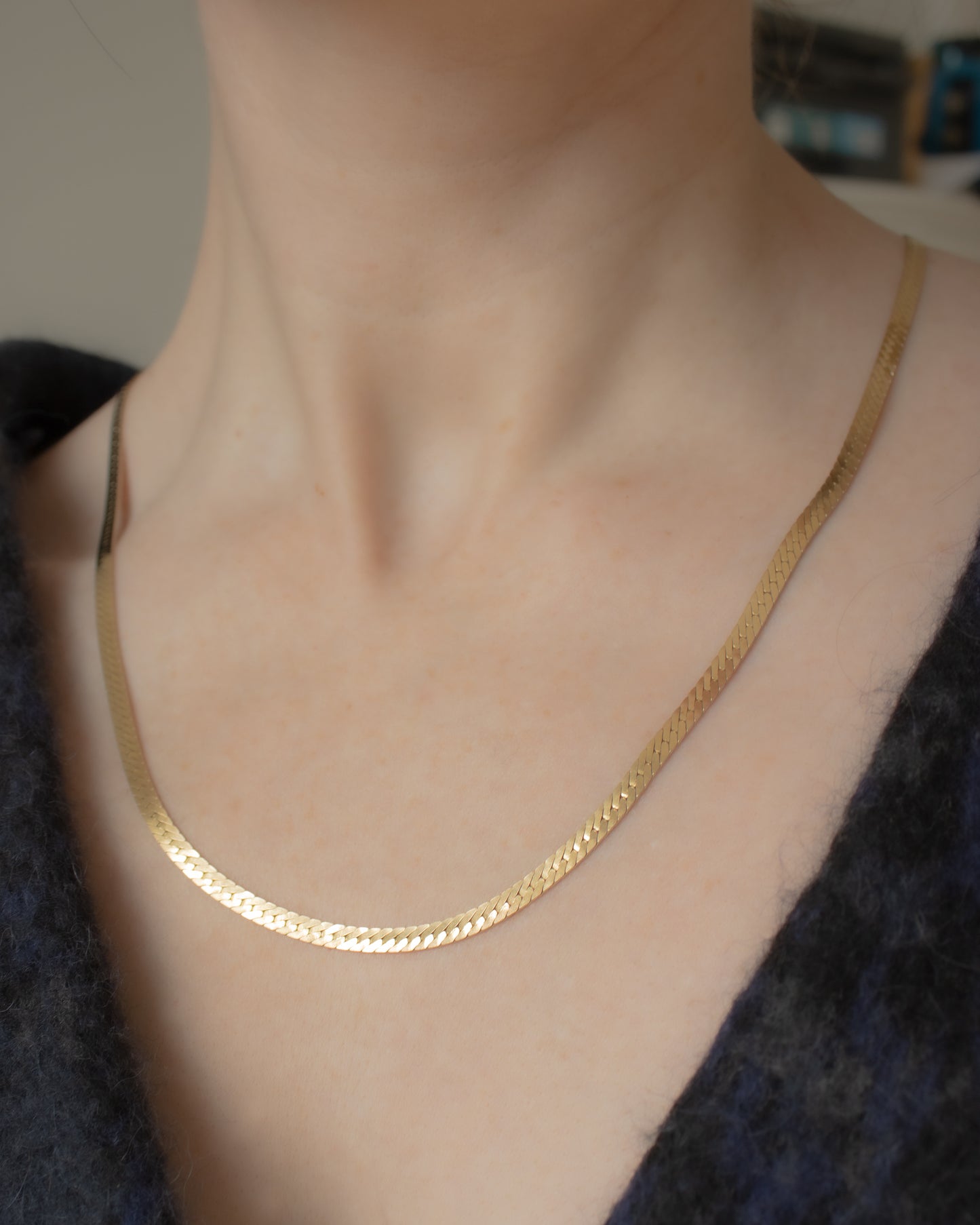 Vintage 9ct Gold Flat Curb Link Necklace | 60cm, 17.4g, 1981