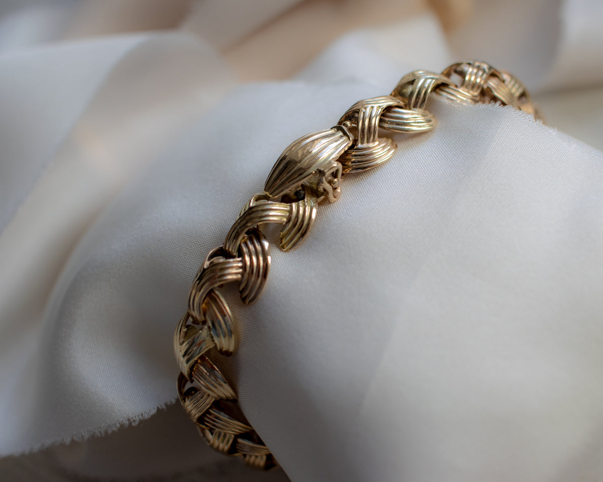 Vintage Jaeger-LeCoultre Ladies 9ct Gold Bracelet Watch | c.1960s