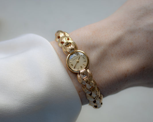 Vintage Jaeger-LeCoultre Ladies 9ct Gold Bracelet Watch | c.1960s