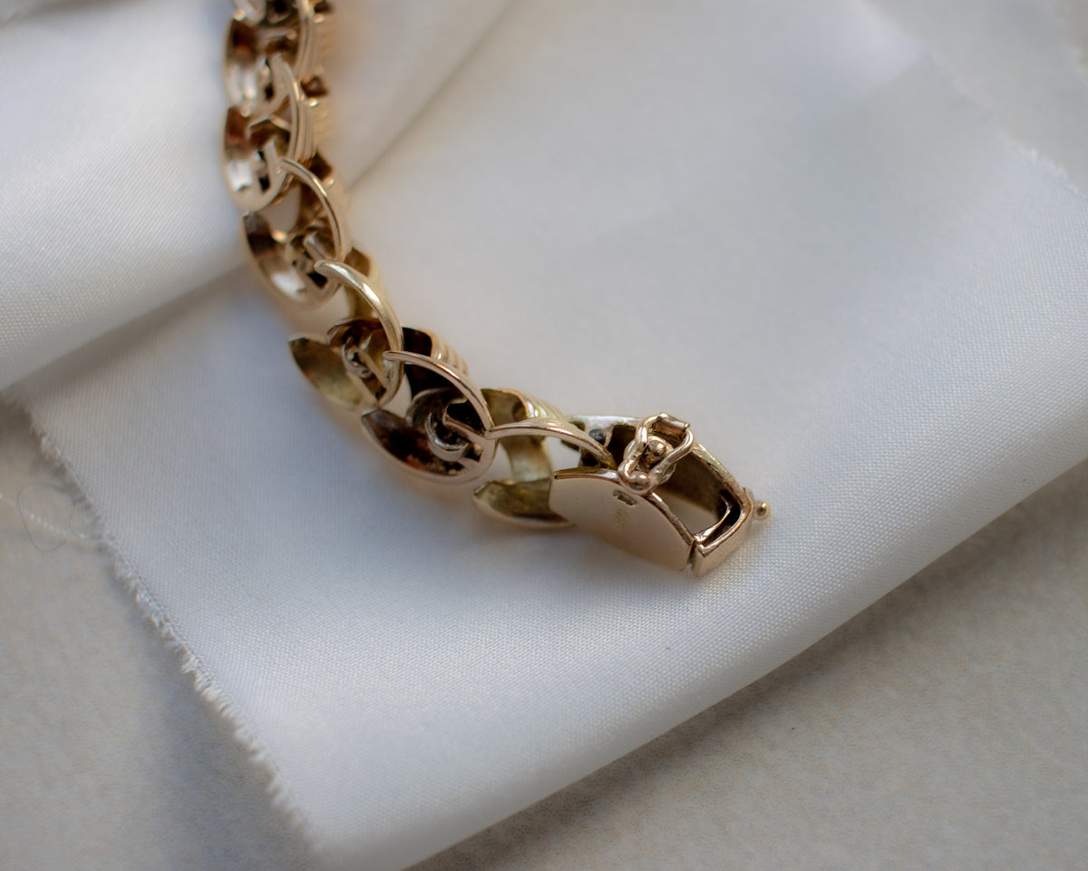 Vintage Jaeger-LeCoultre Ladies 9ct Gold Bracelet Watch | c.1960s