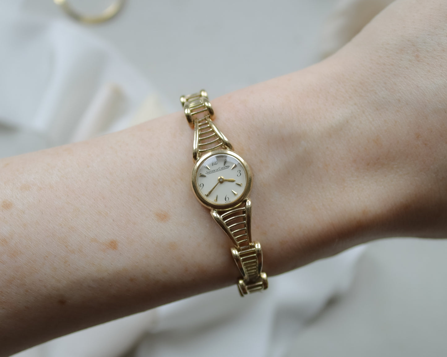 Vintage Jaeger-LeCoultre Ladies’ 9ct Gold Bracelet Watch | c.1960