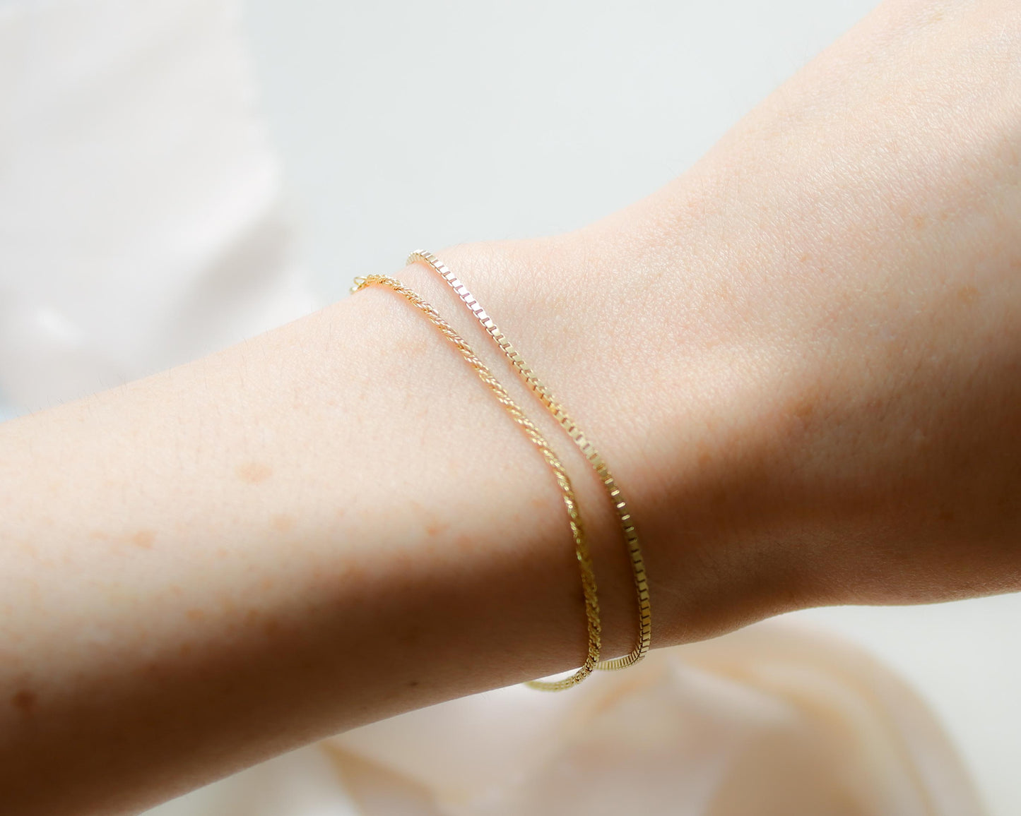 9ct gold box link bracelet