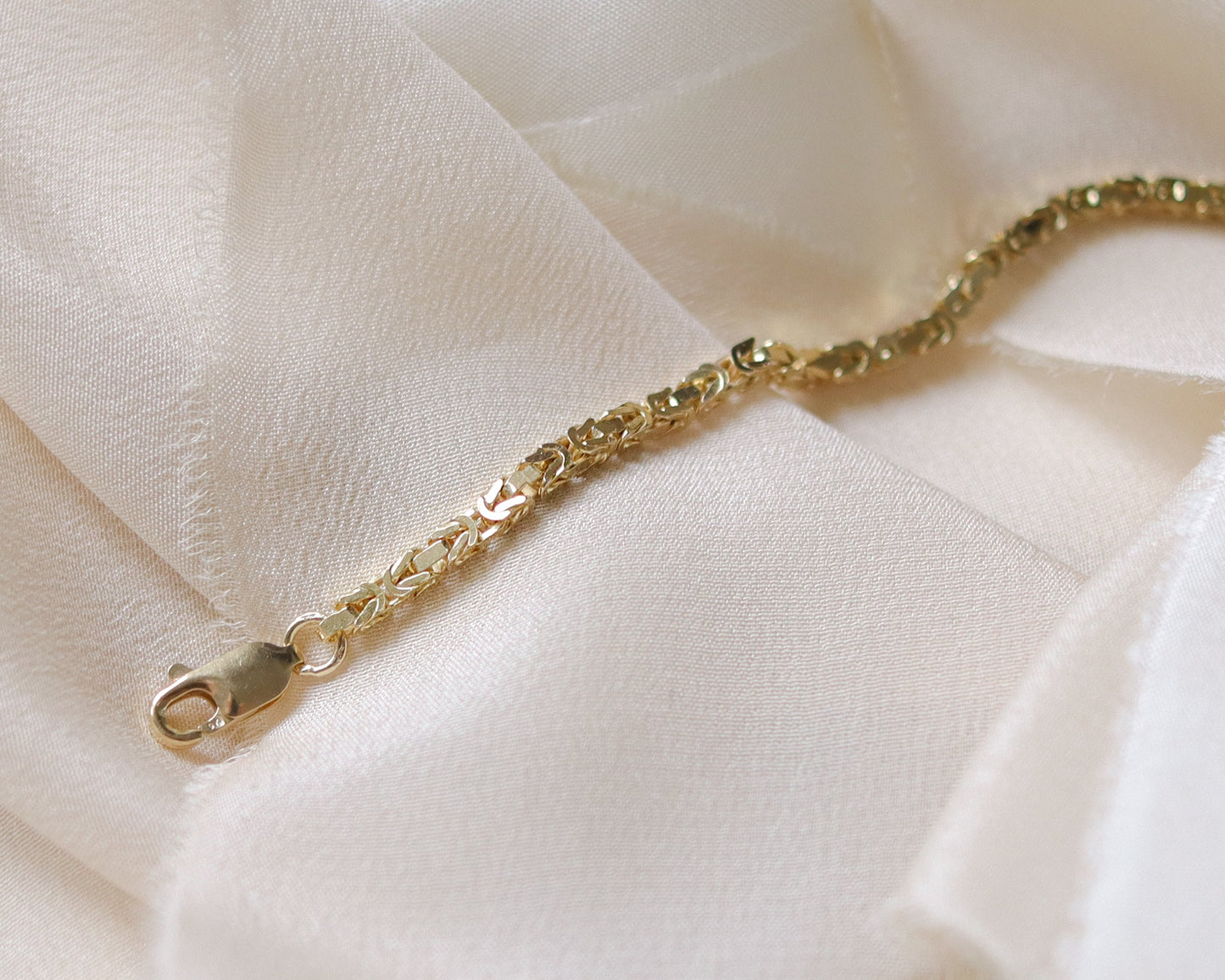Remaining amoun tdue for Vintage 9ct gold Byzantine bracelet chain