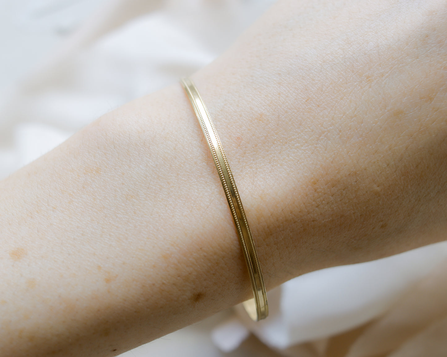 9ct gold double row bangle