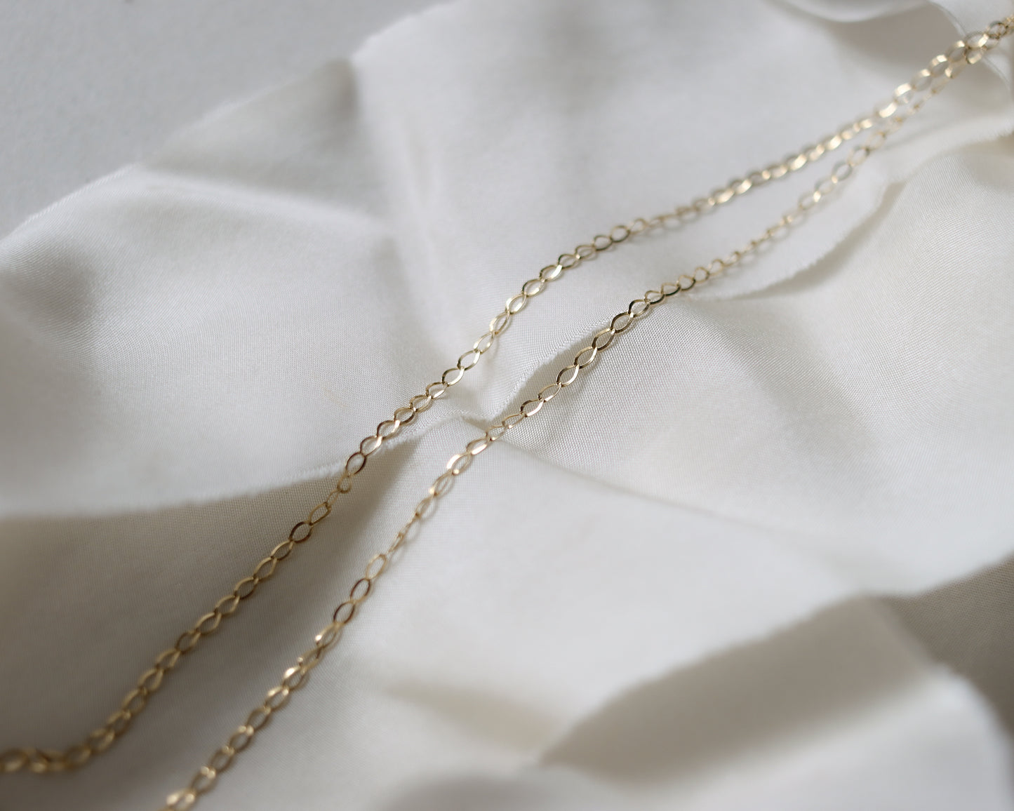 9ct yellow gold fine curb link necklace