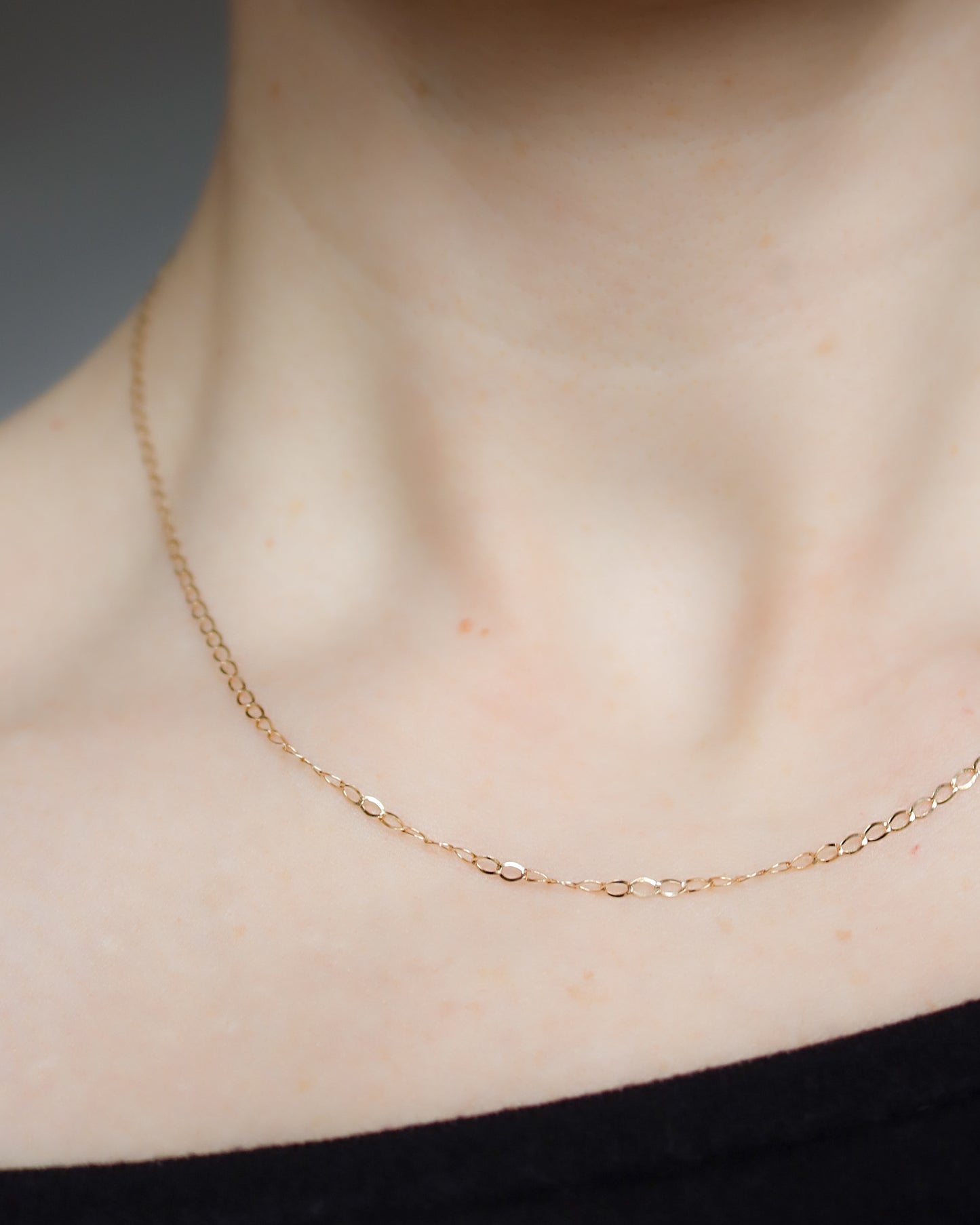 9ct yellow gold fine curb link necklace