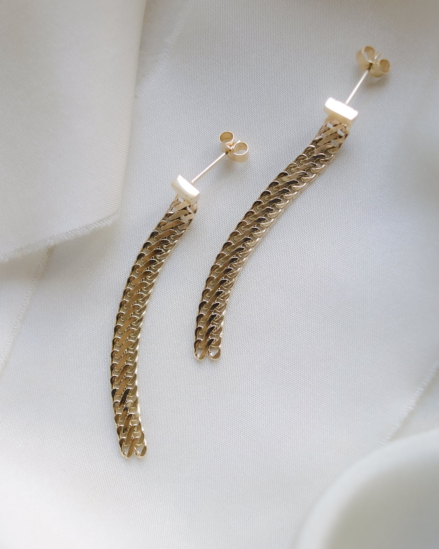 9ct yellow gold flat link drop earrings