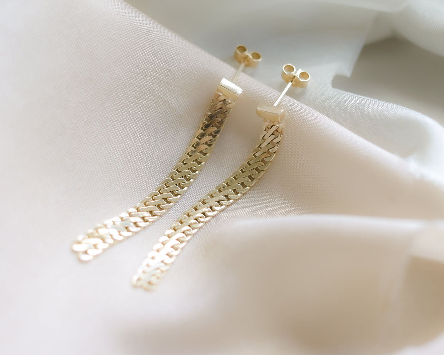 9ct yellow gold flat link drop earrings