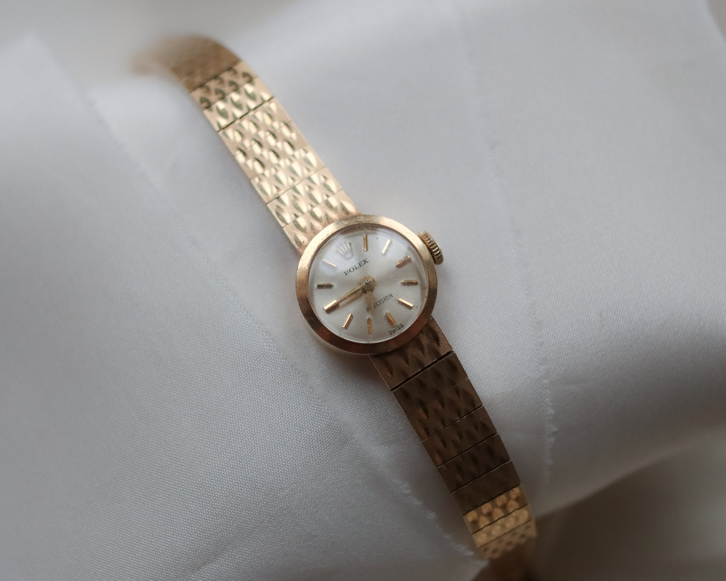 Vintage Rolex Ladies 9ct Gold Watch scaled Integral Bracelet  - 1965