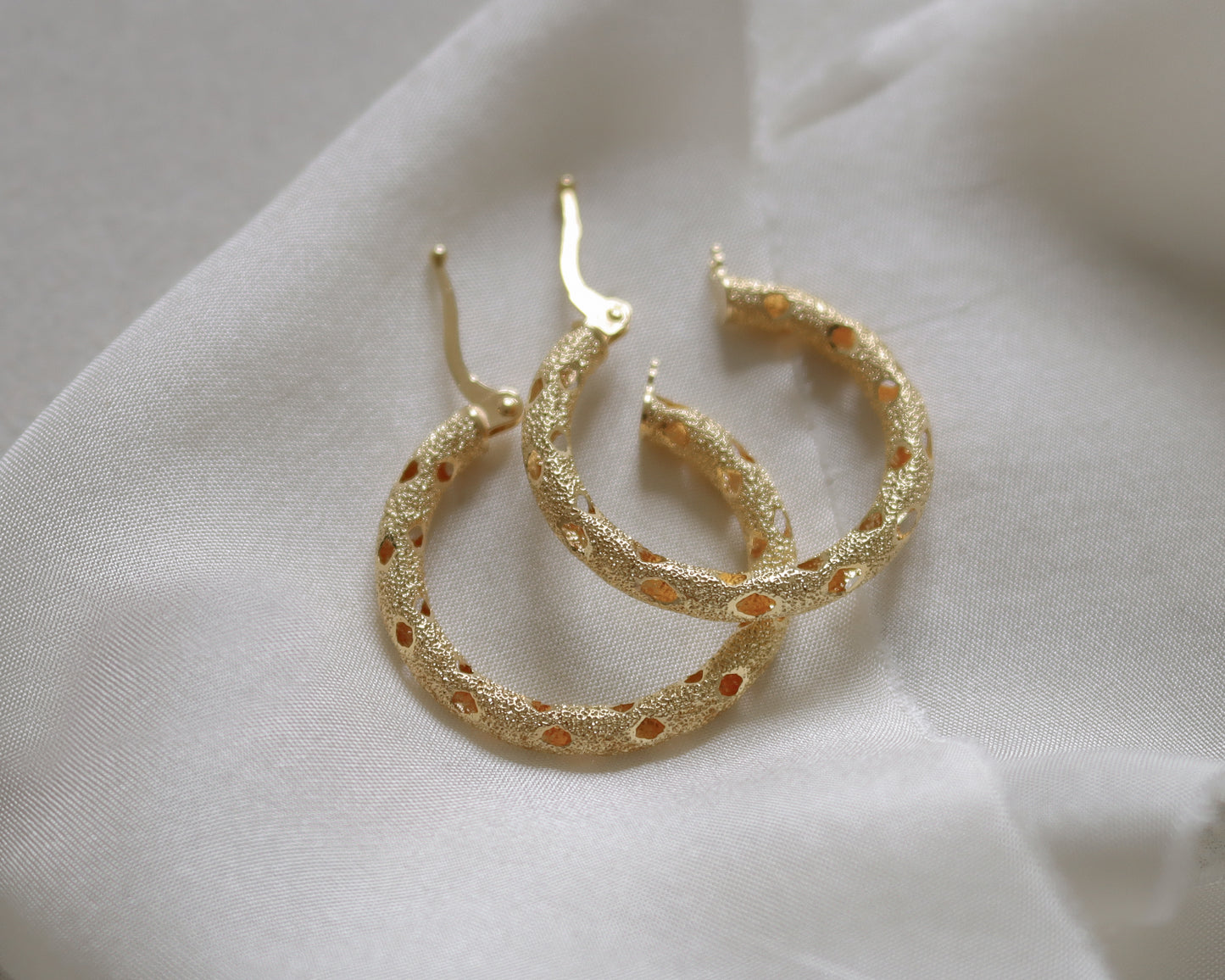 9ct gold brutalist cut-out hoop earrings