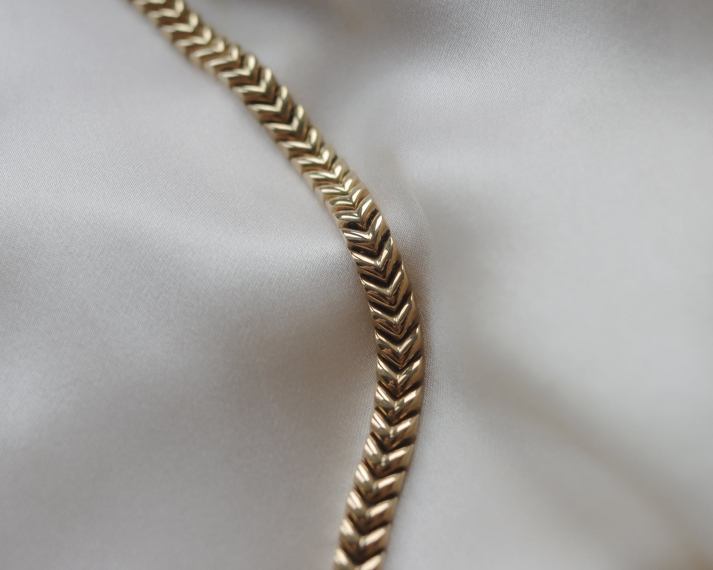 Vintage 9ct Gold Chevron Necklace 30g - 41.5cm