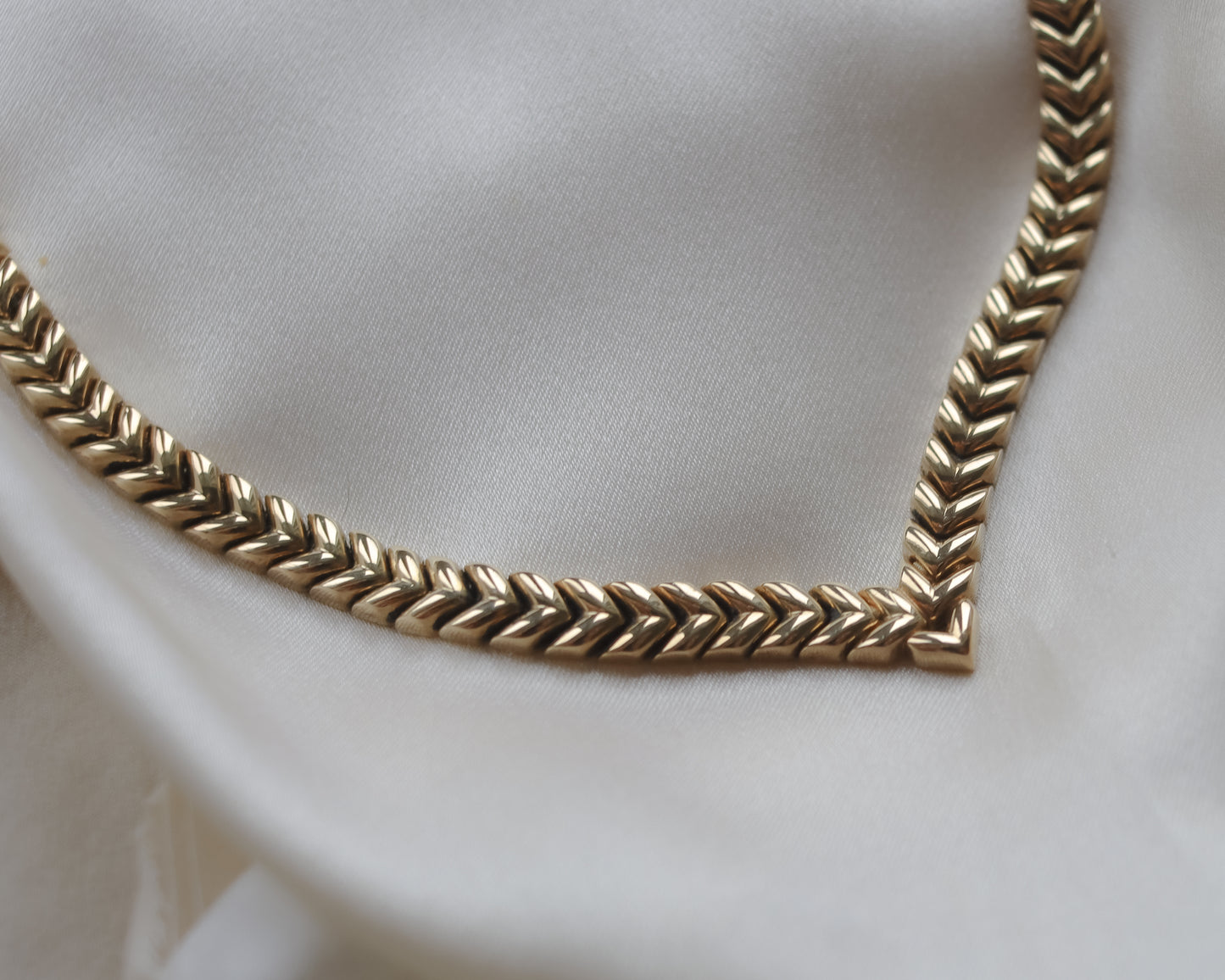 Vintage 9ct Gold Chevron Necklace 30g - 41.5cm