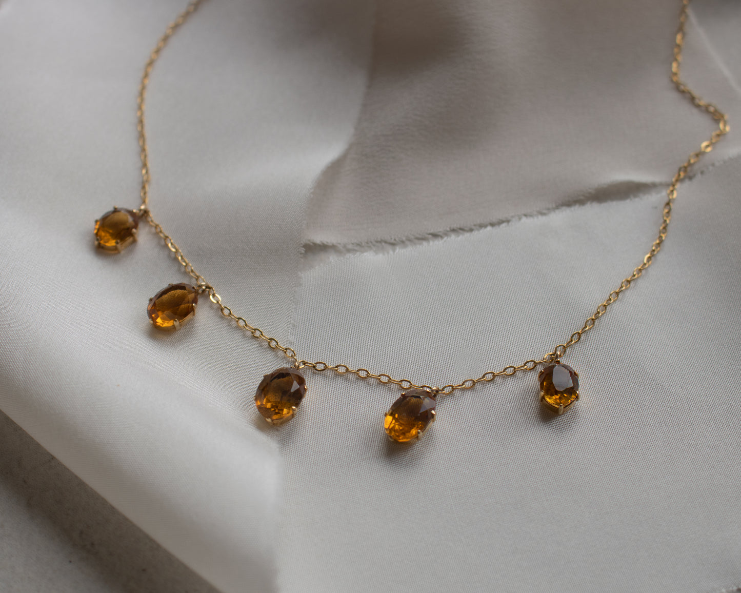 Vintage 9ct Gold Graduated Citrine Fringe Necklace
