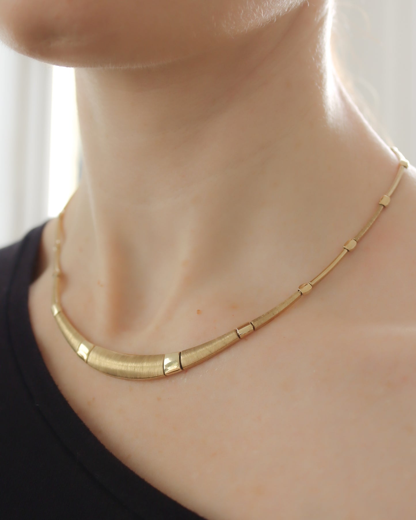 Vintage 9ct Gold Cleopatra-Style Necklet – 12.3g